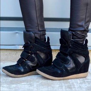 Steve Madden Hilight Wedge Sneaker size 8